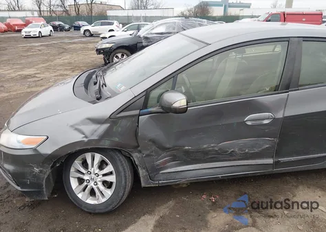 2013 Honda Insight Ex from USA, damaged, VIN JHMZE2H77DS003203